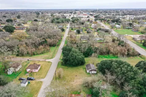 Tbd 17th Street Hempstead TX 77445