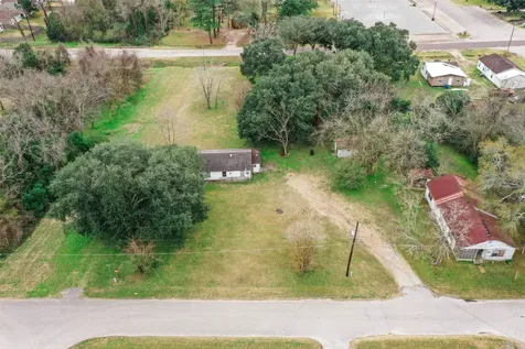 Tbd 17th Street Hempstead TX 77445