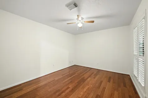 69 S Bachelor Button Street Lake Jackson TX 77566