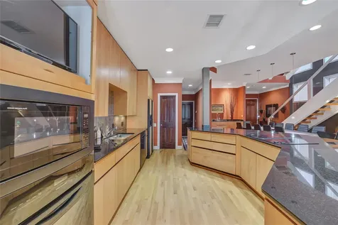 5309 Hidalgo Street Houston TX 77056
