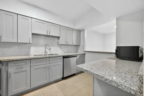 6201 Ranchester Drive 29 Houston TX 77036
