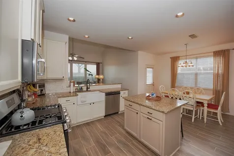 6511 Canyon Mist Lane Dickinson TX 77539