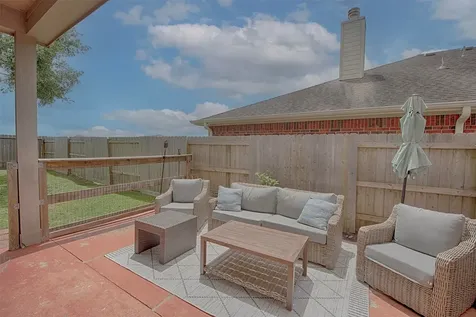 6511 Canyon Mist Lane Dickinson TX 77539