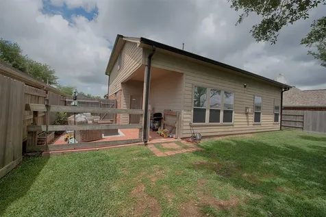 6511 Canyon Mist Lane Dickinson TX 77539