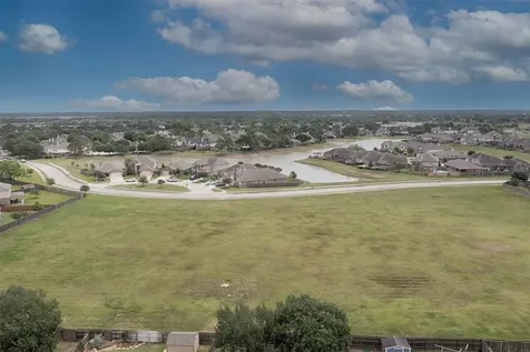 6511 Canyon Mist Lane Dickinson TX 77539