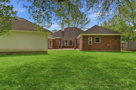 304 Melodywood Drive Friendswood TX 77546