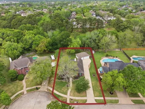 304 Melodywood Drive Friendswood TX 77546