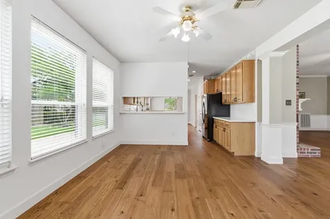 304 Melodywood Drive Friendswood TX 77546