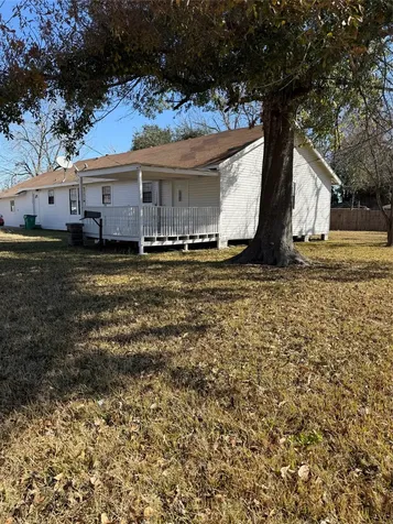 1300 N 8th Street Baytown TX 77520