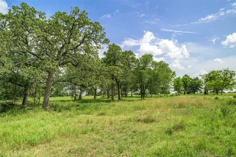 6700 Walhalla Road Round Top TX 78954