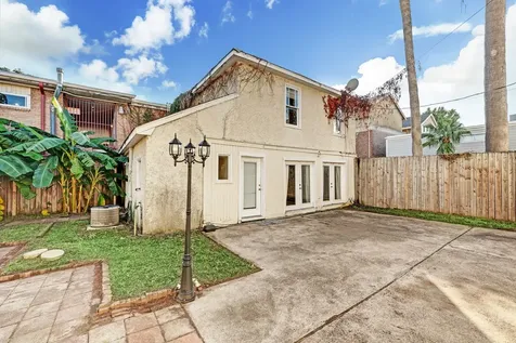 222 Marshall Street Houston TX 77006