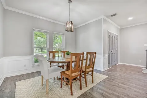 1219 Merriewood Drive Friendswood TX 77546