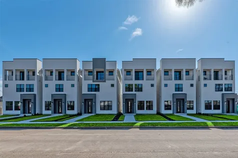 15000 S Richmond Avenue 5 Houston TX 77082