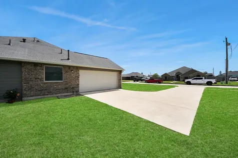 104 Dorothy Drive Dayton TX 77535