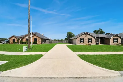 104 Dorothy Drive Dayton TX 77535