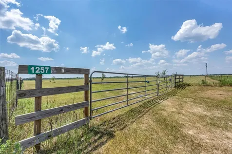1257 County Road 141 Rock Island TX 77470