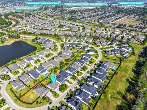 106 Cedar Hammock Trail Tomball TX 77375