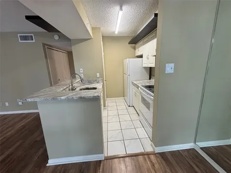 17331 Red Oak Drive 26 Houston TX 77090
