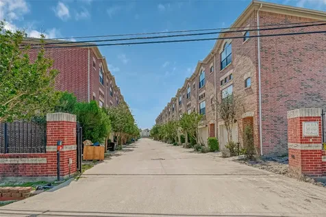 11315 Main Street 103 Houston TX 77025