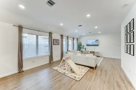 20897 Cropani Shadow Drive New Caney TX 77357