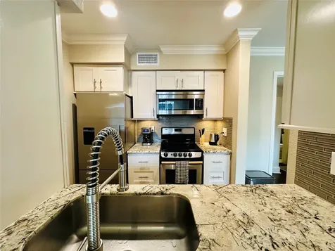 3402 Garrott Street 16 Houston TX 77006