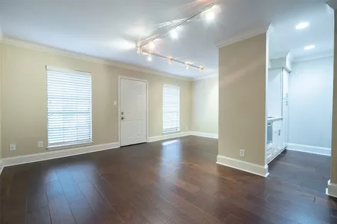 3402 Garrott Street 16 Houston TX 77006
