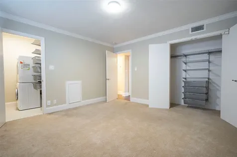 3402 Garrott Street 16 Houston TX 77006