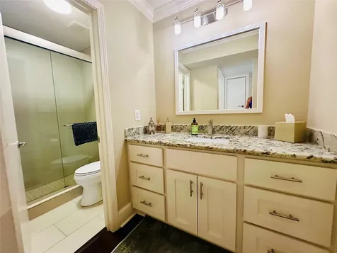 3402 Garrott Street 16 Houston TX 77006