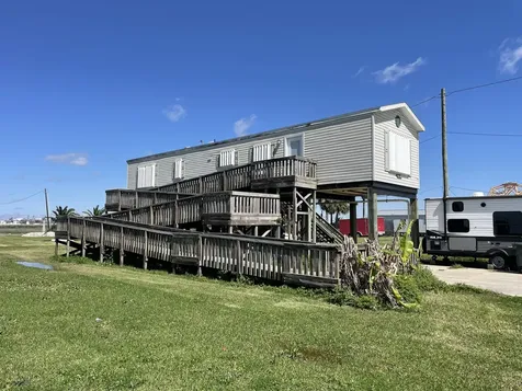 5153 Tremont Street Port Arthur TX 77640