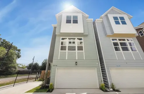 2121 Hoskins Drive C Houston TX 77080