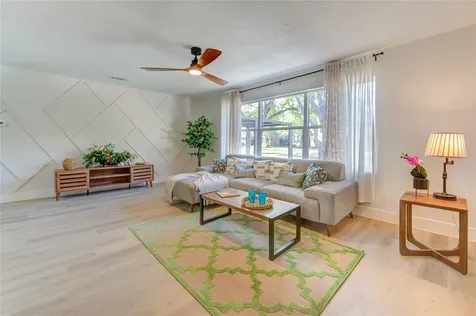 3221 Durhill Street Houston TX 77025