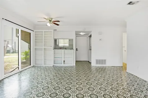 1500 S Diamondhead Boulevard 134 Crosby TX 77532
