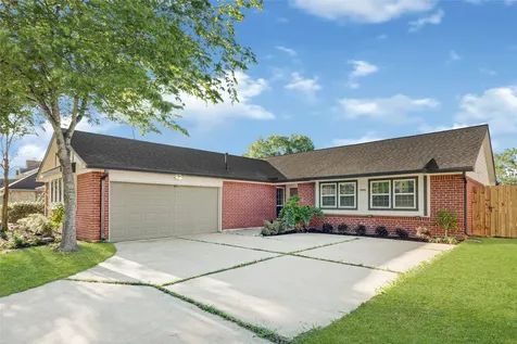 1826 Crestview Court Missouri City TX 77459