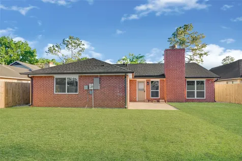1826 Crestview Court Missouri City TX 77459