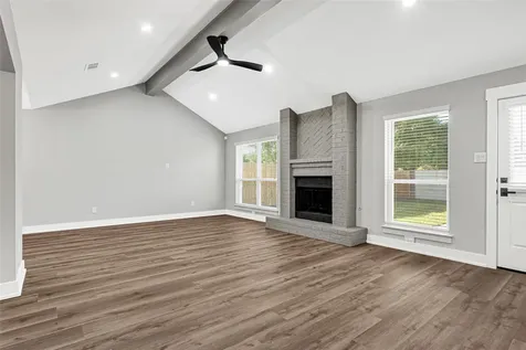 1826 Crestview Court Missouri City TX 77459