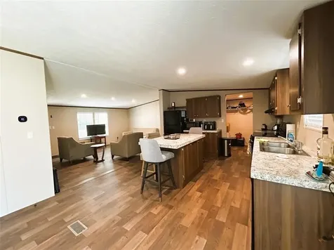 582 Road 5605 Cleveland TX 77327