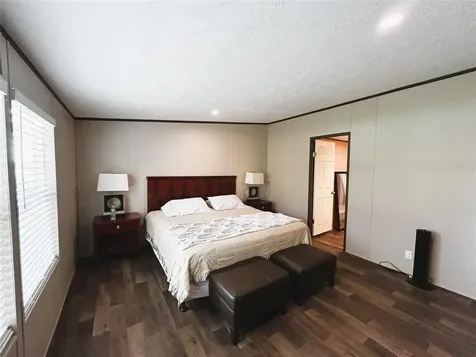 582 Road 5605 Cleveland TX 77327