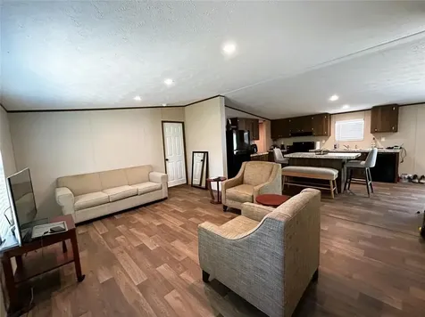 582 Road 5605 Cleveland TX 77327