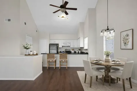 88 Lakeview Village Conroe TX 77356