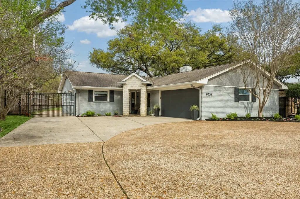 9226 Timberside Drive Houston TX 77025