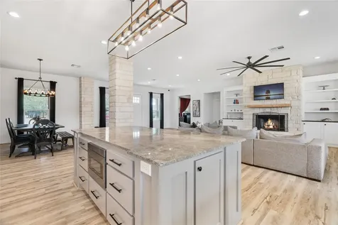 41111 Community Road Magnolia TX 77354