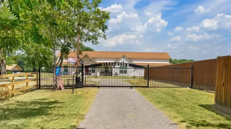 41111 Community Road Magnolia TX 77354