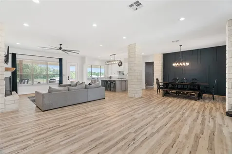 41111 Community Road Magnolia TX 77354