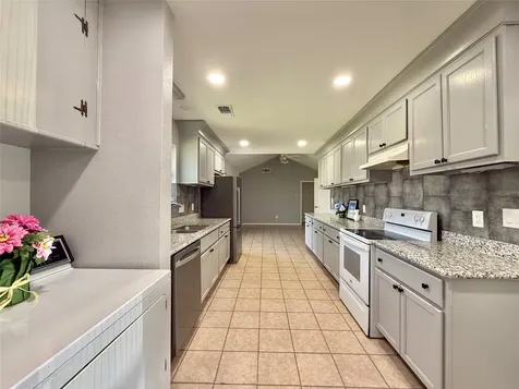 8906 Leader Street Houston TX 77036