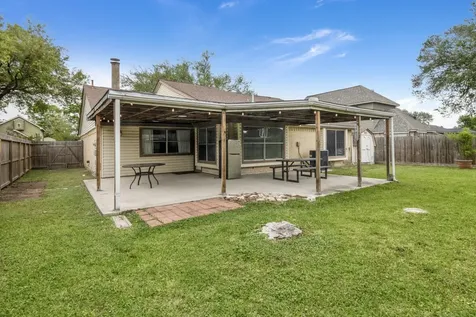 914 Briarwood Court Deer Park TX 77536