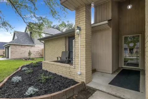 914 Briarwood Court Deer Park TX 77536