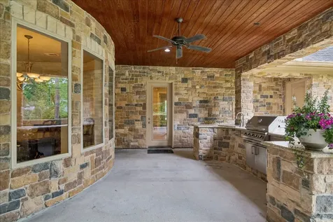 1720 Magnolia Lane Kingwood TX 77339