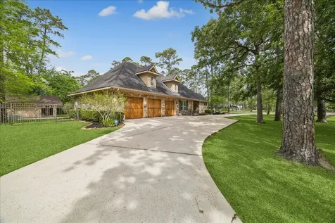 1720 Magnolia Lane Kingwood TX 77339
