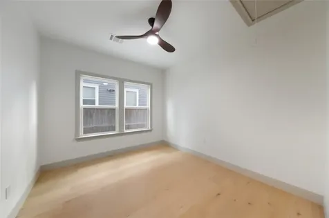 1202 Aurora Street Houston TX 77009