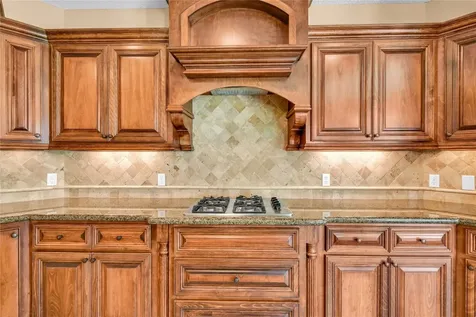 1100 Southern Oaks Drive Angleton TX 77515